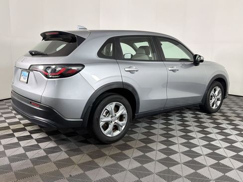 Used 2024 Honda HR-V LX image 7