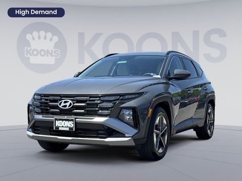 Used 2025 Hyundai Tucson SEL FWD image 1