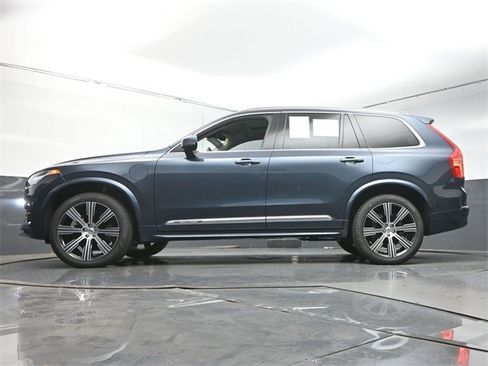 Used 2024 Volvo XC90 T8 Plus w/ Protection Package Premier image 37
