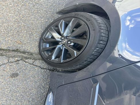 Used 2025 Toyota Corolla SE image 13