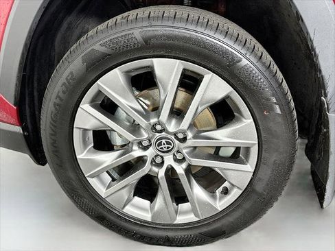 Certified 2025 Toyota RAV4 Limited w/ Advanced Technology Package AWD/4WD image 33