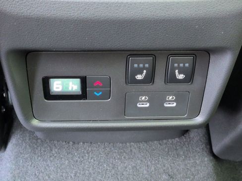 New 2026 Nissan Rogue Platinum image 16