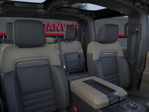 New 2026 GMC Hummer EV 4x4 Crew Cab image 24