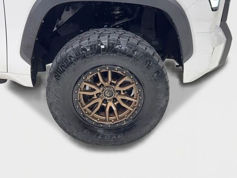 Used 2022 Toyota Tundra Limited w/ TRD Off-Road Package image 40
