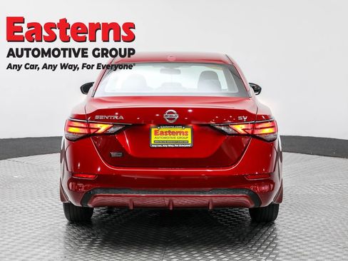 Used 2022 Nissan Sentra SV image 6