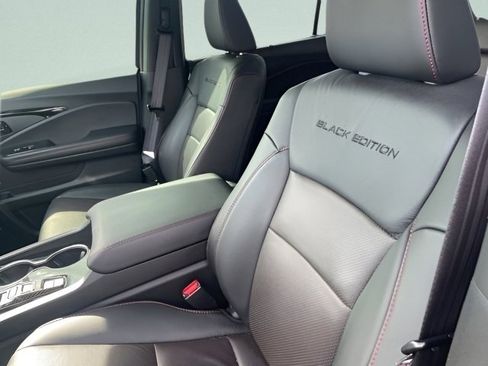 Used 2024 Honda Passport Black Edition image 21