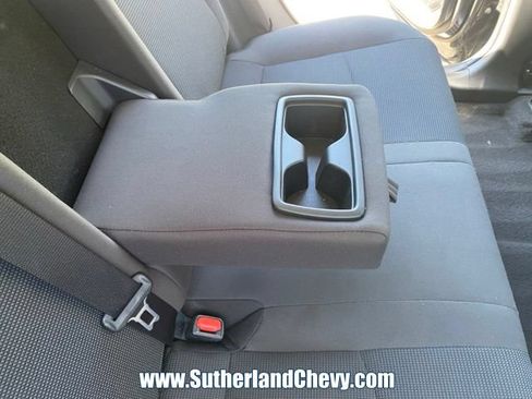Used 2024 Toyota RAV4 LE AWD/4WD image 33