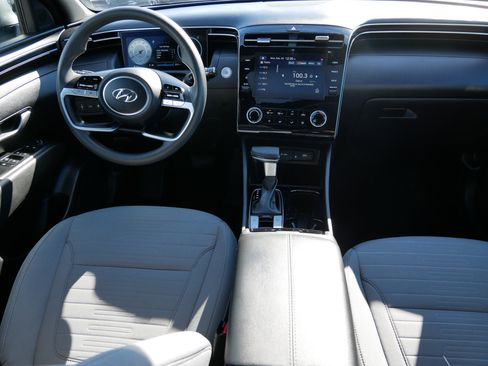 Certified 2023 Hyundai Santa Cruz SEL w/ Activity Package image 11