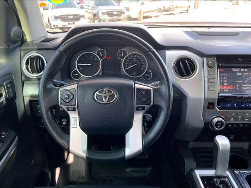 Used 2015 Toyota Tundra Platinum image 5