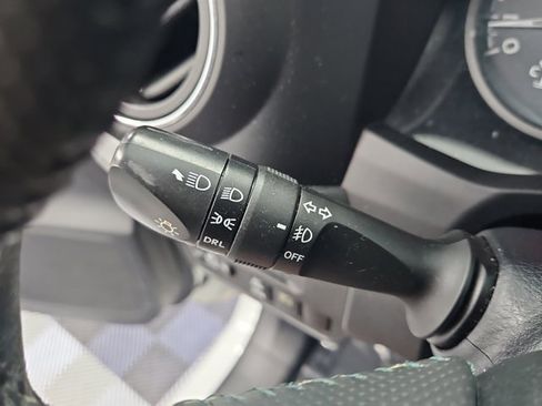 Used 2018 Toyota Tacoma TRD Sport image 24