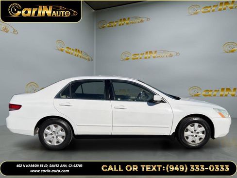 Used 2004 Honda Accord LX image 4