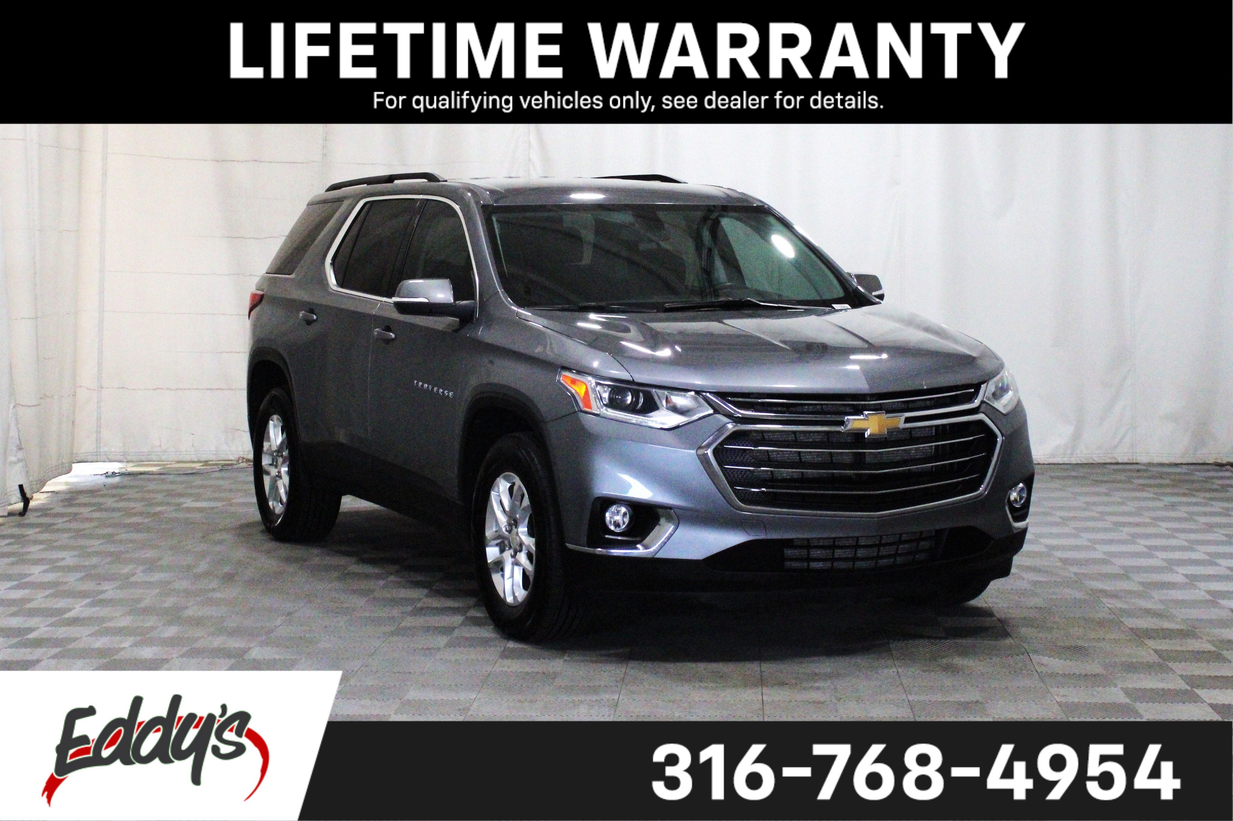 Used 2021 Chevrolet Traverse LT FWD image 1