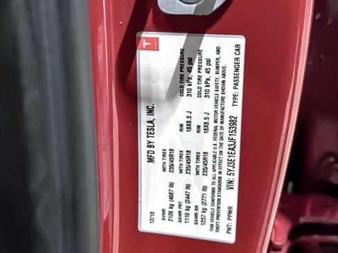 Used 2018 Tesla Model 3 Mid Range image 32