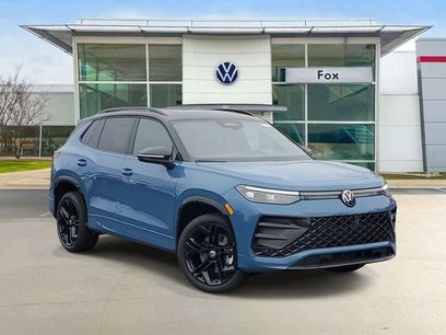 New 2026 Volkswagen Tiguan SE R-Line