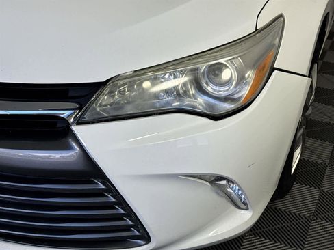 Used 2016 Toyota Camry LE image 9
