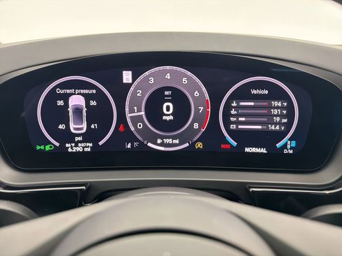 Certified 2026 Porsche Cayenne Coupe AWD/4WD image 19