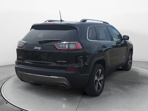 Used 2019 Jeep Cherokee Limited w/ Technology Group AWD/4WD image 5