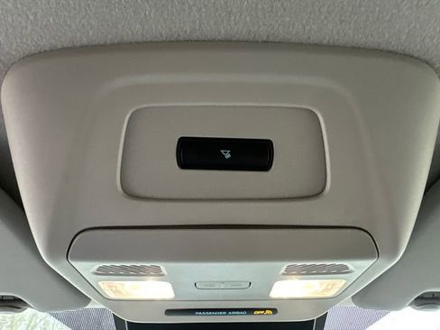 Used 2024 Ford Transit 250 Low Roof AWD w/ Exterior Upgrade Package image 37