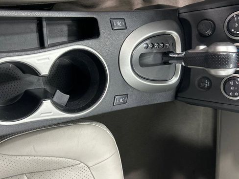 Used 2009 Nissan Rogue SL w/ Leather Pkg image 17