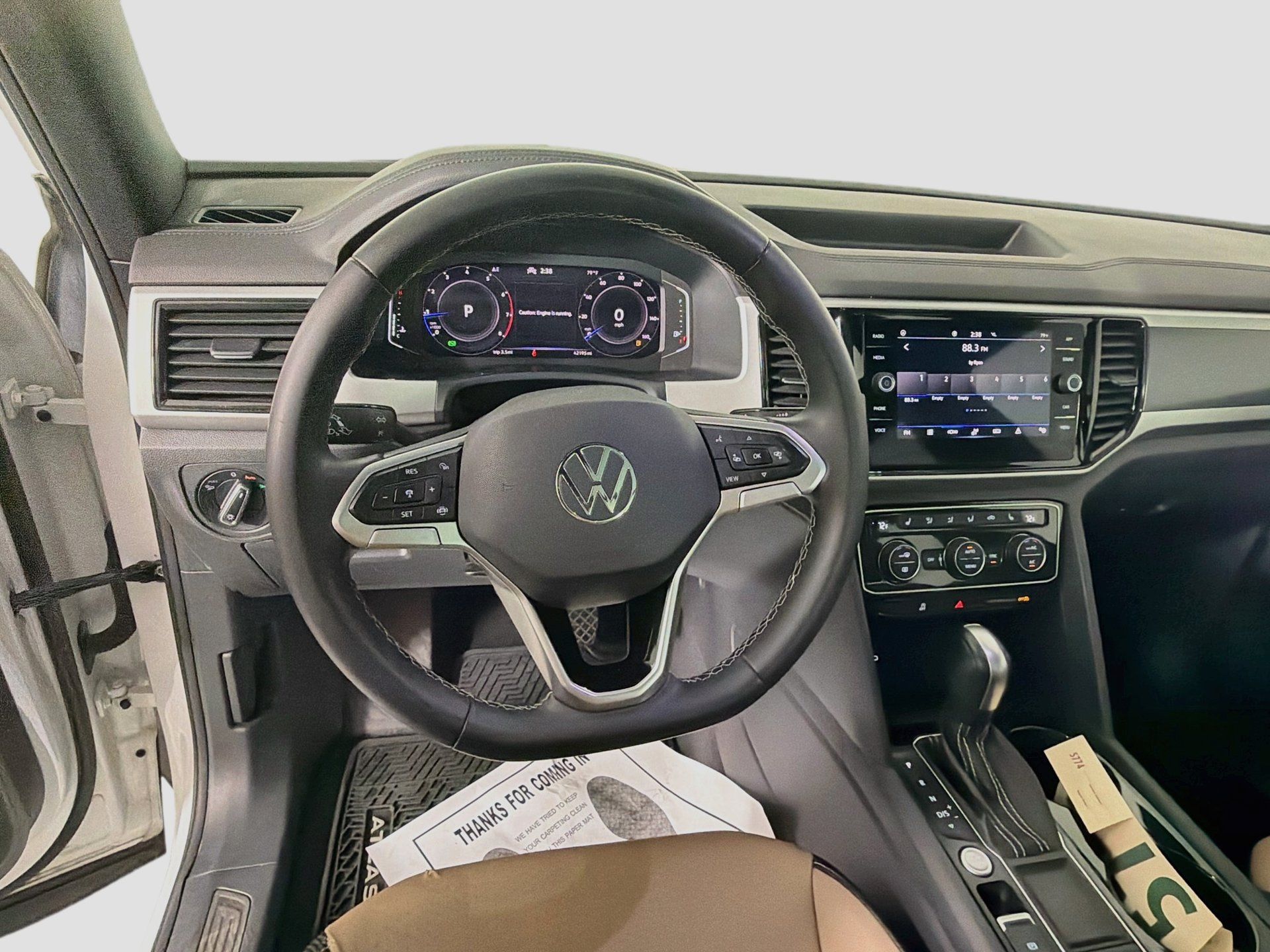 Used 2022 Volkswagen Atlas Cross Sport SE FWD image 11