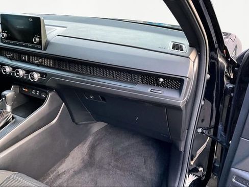 Used 2025 Honda CR-V Sport image 18