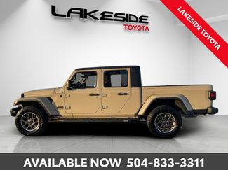 Used 2020 Jeep Gladiator Sport video 3