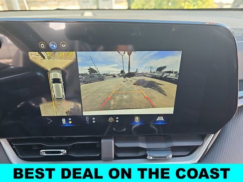 New 2026 Chevrolet Equinox LT w/ Safety and Technology Package FWD image 35