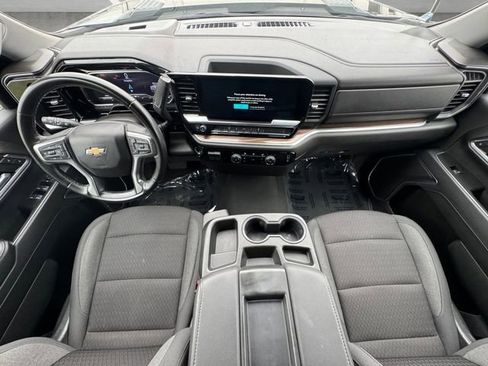 Used 2024 Chevrolet Silverado 2500 LT image 20
