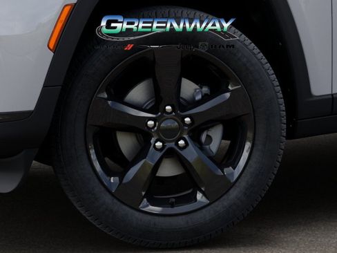 New 2025 Jeep Grand Cherokee L Altitude image 8