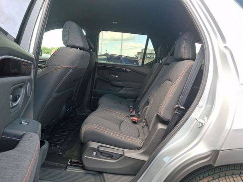 New 2026 Honda Pilot Sport image 5