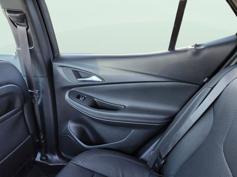 Used 2022 Buick Encore GX Essence w/ Experience Buick Package image 30