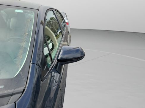 Used 2025 Toyota Corolla LE w/ Convenience Package image 15