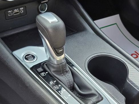 Used 2025 Nissan Altima 2.5 SV FWD image 29