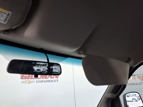Used 2018 Chevrolet Express 2500 Extended w/ Driver Convenience Package image 19