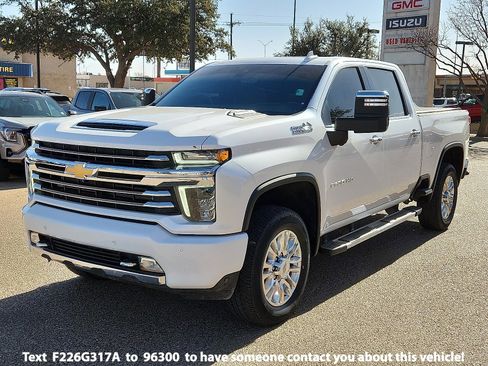 Used 2021 Chevrolet Silverado 2500 High Country w/ Technology Package image 1