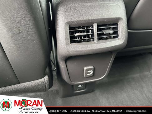 Used 2024 GMC Terrain AT4 w/ LPO, Floor Liner Package AWD/4WD image 15