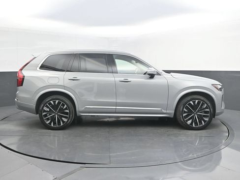 Certified 2026 Volvo XC90 B6 Ultra AWD/4WD image 8