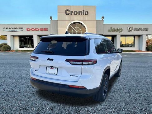 Used 2023 Jeep Grand Cherokee L Limited w/ Black Appearance Package image 3