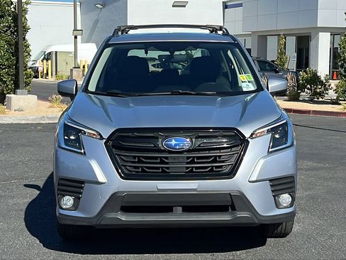 Used 2022 Subaru Forester Premium w/ Popular Package #1 AWD/4WD image 2