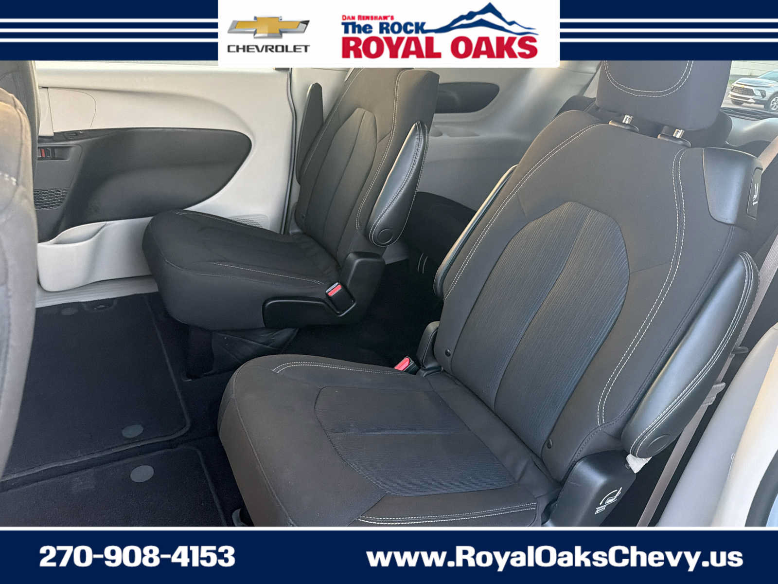 Used 2023 Chrysler Voyager LX FWD image 23