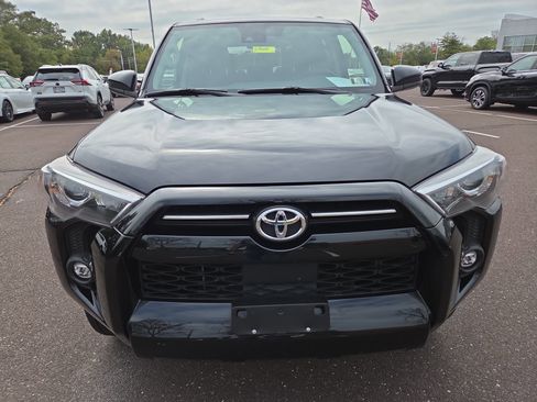 Certified 2024 Toyota 4Runner SR5 image 7