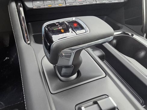New 2026 GMC Sierra 1500 AT4X AWD/4WD image 23