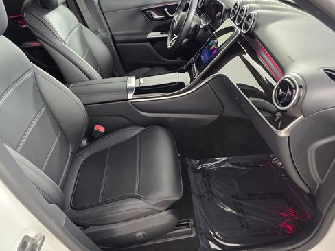 Certified 2025 Mercedes-Benz GLC 300 4MATIC image 26