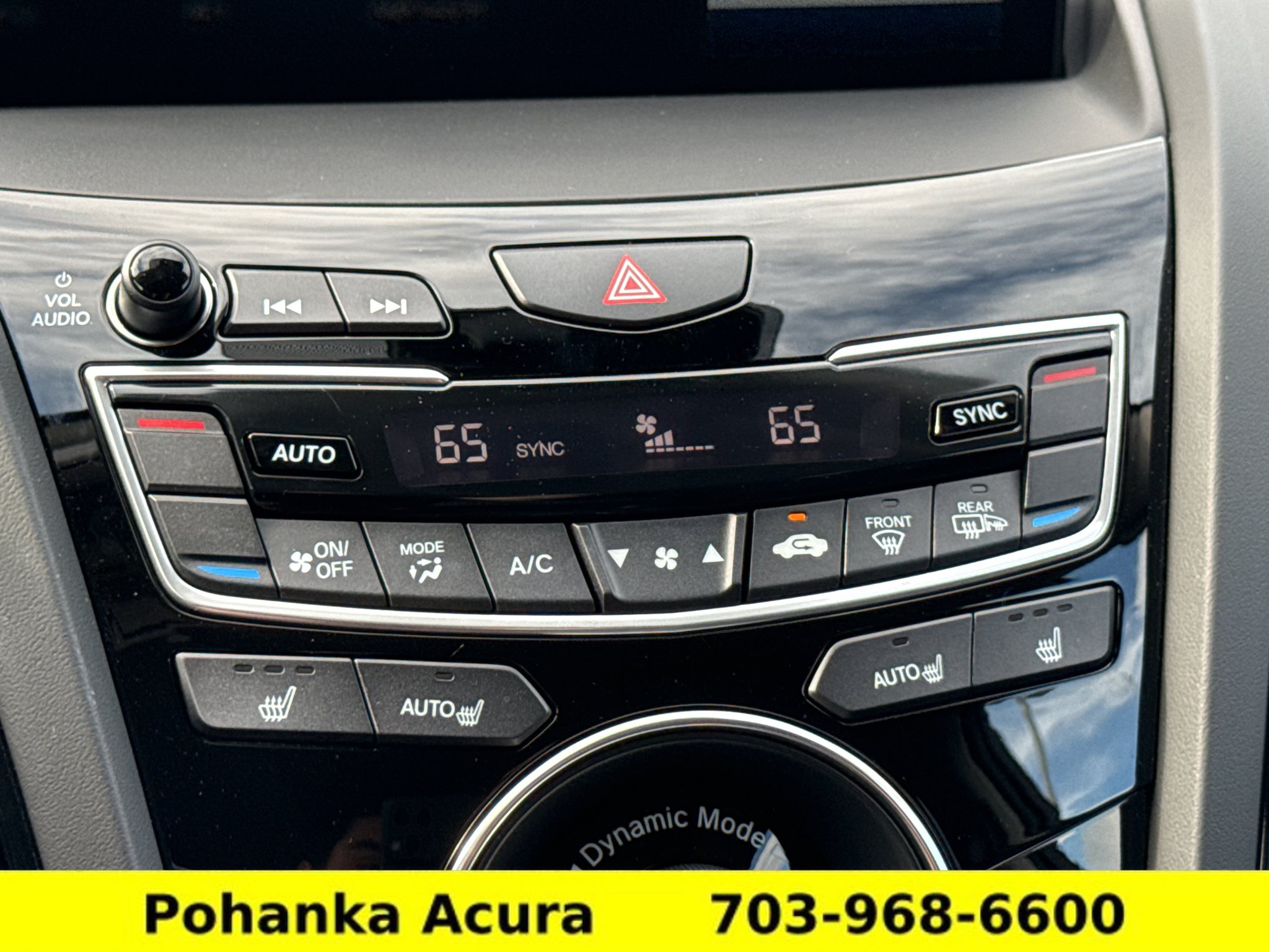 Used 2025 Acura RDX w/ Technology Package AWD/4WD image 16