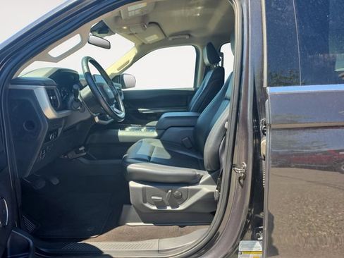 Certified 2023 Ford Expedition XLT AWD/4WD image 11