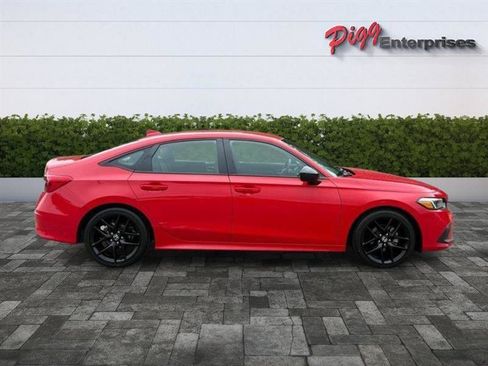 Used 2024 Honda Civic Sport image 7