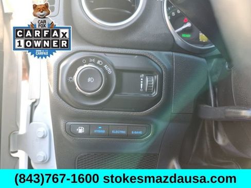 Used 2023 Jeep Wrangler Unlimited Sahara w/ Cold Weather Group AWD/4WD image 17
