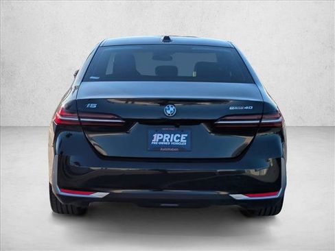 Certified 2024 BMW i5 eDrive40i w/ M Sport Package image 7