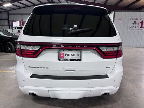 Used 2024 Dodge Durango GT RWD image 4