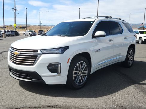 Used 2023 Chevrolet Traverse High Country AWD/4WD image 6